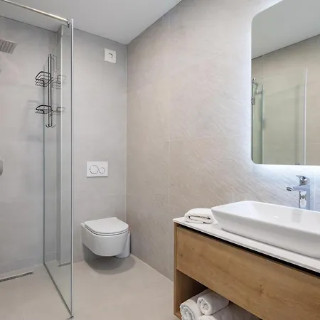Luxury Etera With Heated Pool *