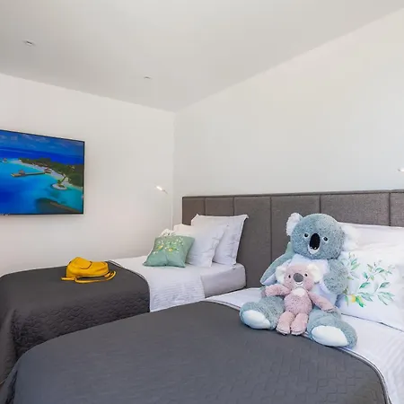 Luxury Etera With Heated Pool