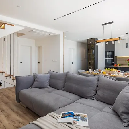 Luxury Etera With Heated Pool * Kastela