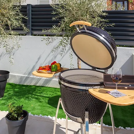 Luxury Etera With Heated Pool *