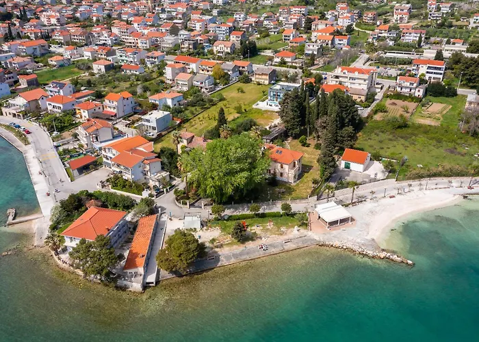 Villa Luxury Etera With Heated Pool *