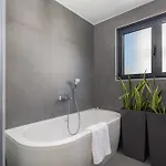 Luxury Etera With Heated Pool Villa *