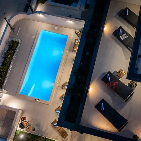 Luxury Etera With Heated Pool Villa Kastela