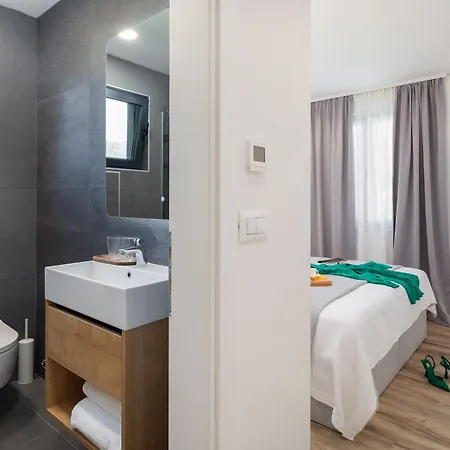 Luxury Etera With Heated Pool