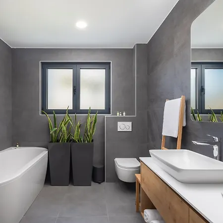 فيلة Luxury Etera With Heated Pool