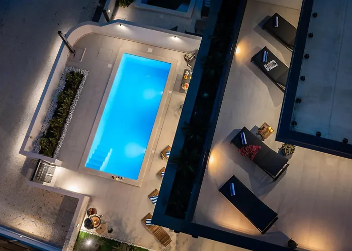 Luxury Etera With Heated Pool Villa Kaštela