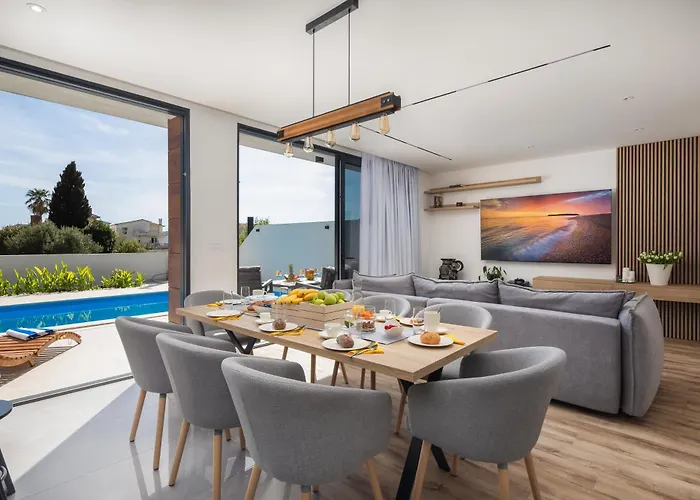 Vila Luxury Etera With Heated Pool