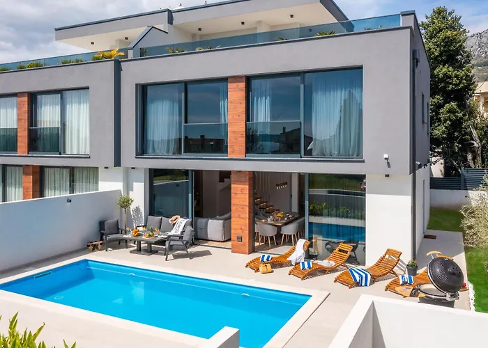 Luxury Etera With Heated Pool Villa *