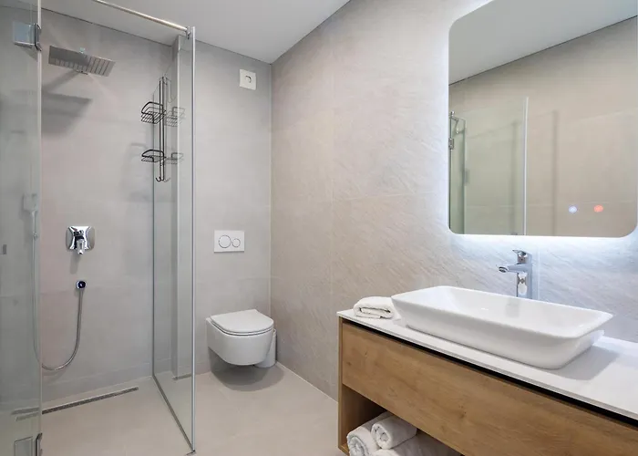Luxury Etera With Heated Pool *