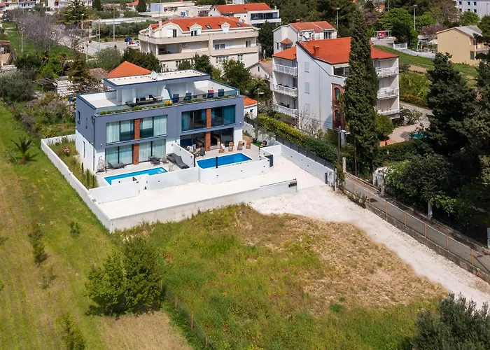 Villa Luxury Etera With Heated Pool Kaštela